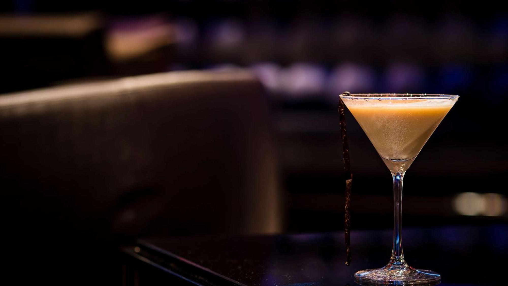 Park Plaza London Westminster Bridge Hotel Exterior photo "A martini with a twist"